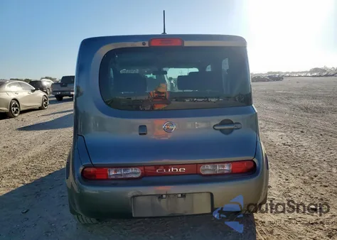 2010 Nissan Cube Base z USA, uszkodzony, nr VIN JN8AZ2KR0AT161079